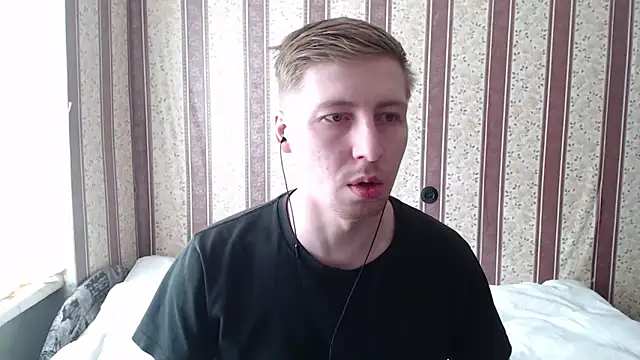 darienlarge online show from March 15, 9:52 am