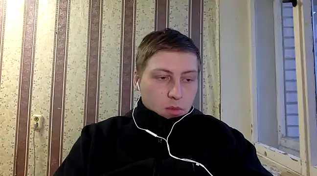 darienlarge online show from December 6, 7:32 am