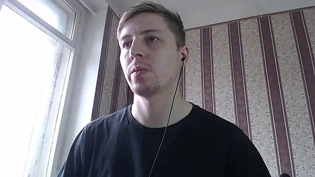 darienlarge online show from March 17, 2:36 pm