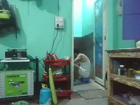 Snapshot of Desiboi4u chatting on October 13, 2:12 pm Desiboi4u online show from October 13, 2:12 pm