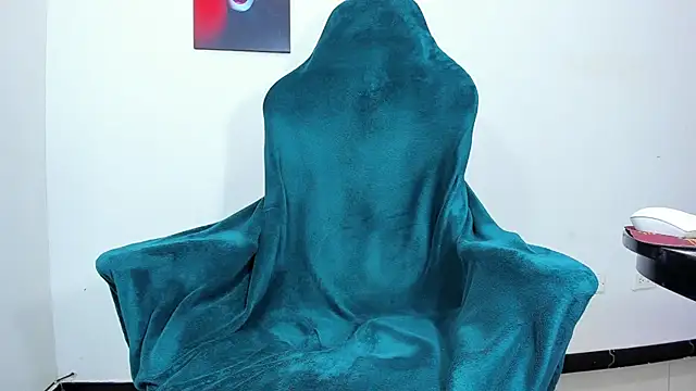 lazzon bastion online show from February 7, 7:06 pm