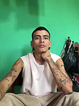 sorry-mom69 online show from June 3, 8:25 pm