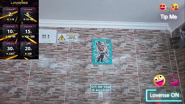 SexDiffrent online show from November 12, 5:40 pm