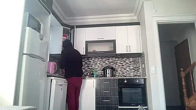 Snapshot of ALPHANDRE chatting on February 11, 5:58 am ALPHANDRE online show from February 11, 5:58 am