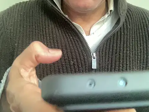Snapshot of ALPHANDRE chatting on January 24, 6:03 am ALPHANDRE online show from January 24, 6:03 am