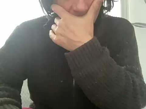 Snapshot of ALPHANDRE chatting on January 19, 8:39 am ALPHANDRE online show from January 19, 8:39 am
