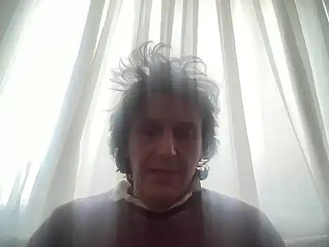 Snapshot of ALPHANDRE chatting on December 27, 9:17 am ALPHANDRE online show from December 27, 9:17 am