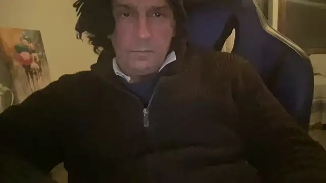 Snapshot of ALPHANDRE chatting on February 8, 4:57 pm ALPHANDRE online show from February 8, 4:57 pm