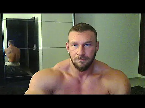 Snapshot of muscularkevin chatting on October 10, 3:55 am muscularkevin online show from October 10, 3:55 am
