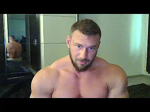 Snapshot of muscularkevin chatting on October 11, 1:26 pm muscularkevin online show from October 11, 1:26 pm