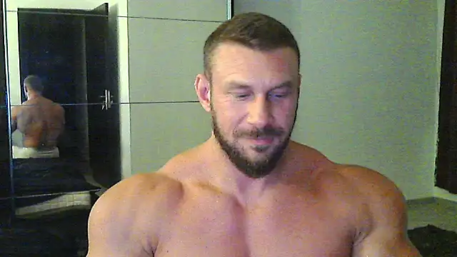Snapshot of muscularkevin chatting on September 10, 6:50 pm muscularkevin online show from September 10, 6:50 pm
