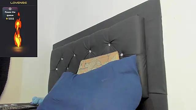 santi brown online show from January 9, 8:36 pm