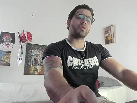 Snapshot of _Coddygold_ chatting on December 31, 12:25 pm Coddygold online show from December 31, 12:25 pm