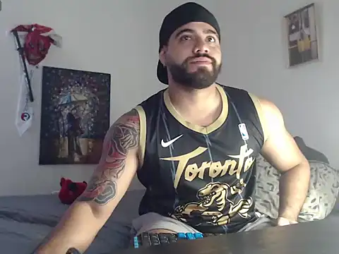 Snapshot of _Coddygold_ chatting on December 12, 11:50 am Coddygold online show from December 12, 11:50 am