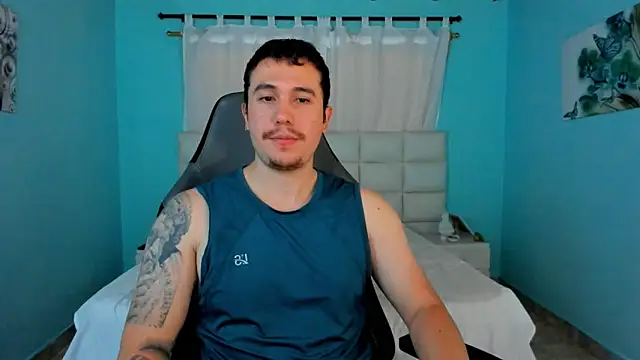 juan  jimenez online show from April 9, 6:47 pm