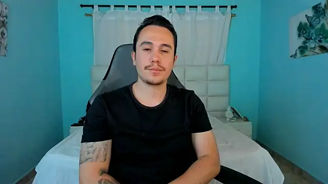 juan  jimenez online show from April 6, 9:15 pm