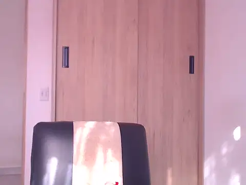 Snapshot of ChrisDamon chatting on October 26, 1:24 pm ChrisDamon online show from October 26, 1:24 pm