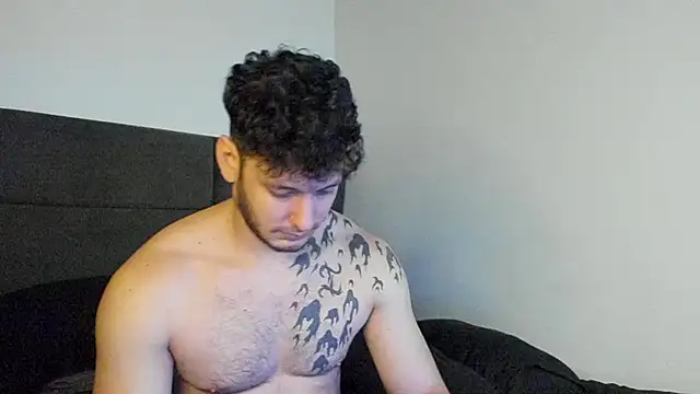 alejandro  2 online show from November 28, 8:00 pm