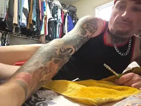 smoke777999 online show from January 18, 1:46 pm