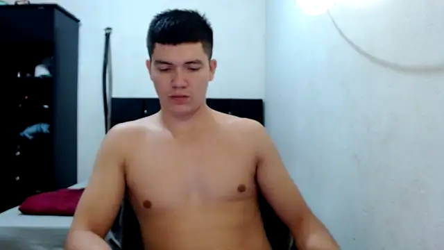 Snapshot of suckmydickbitch97 chatting on January 17, 12:10 pm suckmydickbitch97 online show from January 17, 12:10 pm