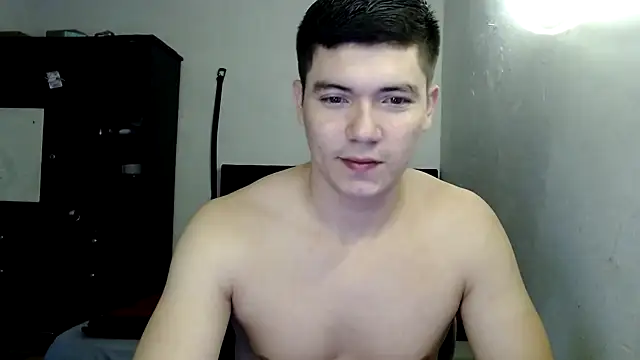 Snapshot of suckmydickbitch97 chatting on February 7, 11:12 am suckmydickbitch97 online show from February 7, 11:12 am