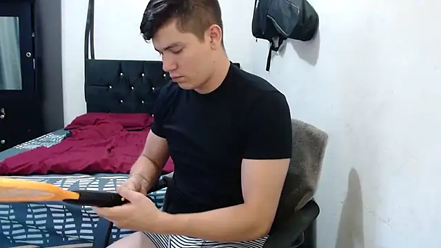 Snapshot of suckmydickbitch97 chatting on September 14, 10:12 pm suckmydickbitch97 online show from September 14, 10:12 pm