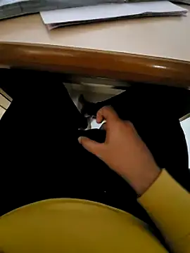 vansh1802 online show from February 28, 7:14 pm