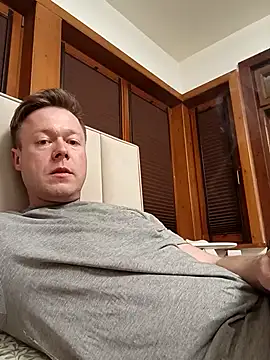 Ogenss online show from April 2, 11:45 pm