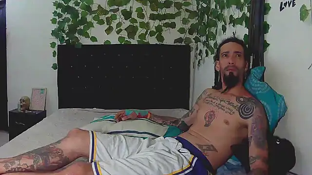 caribbeanlover1 online show from January 7, 2:49 am