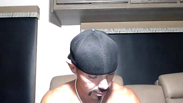ThickD2C online show from June 21, 7:52 pm