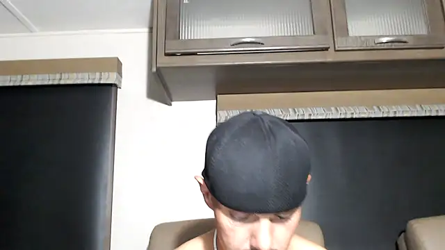 ThickD2C online show from February 25, 7:04 pm