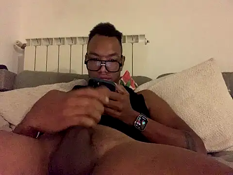 iamrafaelhot online show from November 5, 5:37 pm