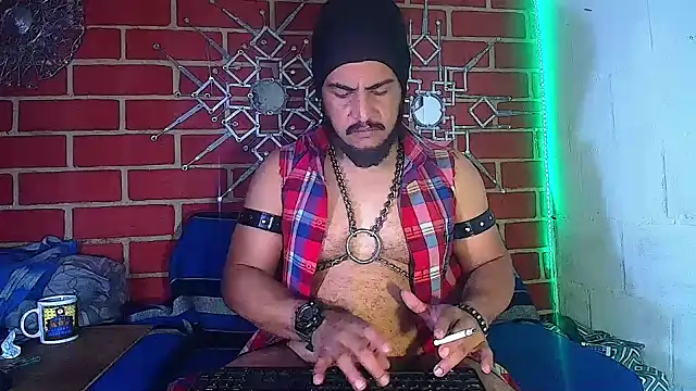 the master foal  online show from March 18, 4:51 am