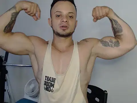 JacobJamess online show from May 17, 7:21 pm