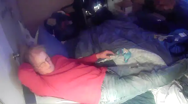 jck1m0t online show from January 10, 9:02 am