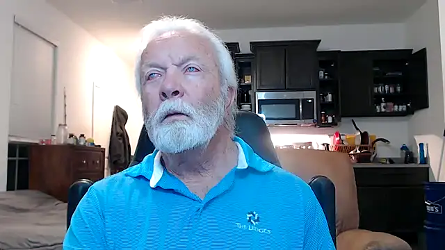 rockpoint69 online show from December 11, 9:21 am