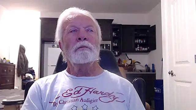 rockpoint69 online show from December 12, 7:19 am