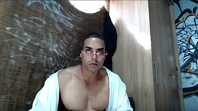 Justin Frank online show from November 26, 8:01 pm