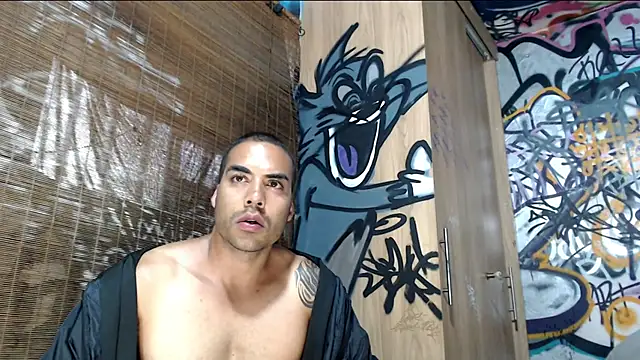 Justin Frank online show from January 15, 8:33 pm