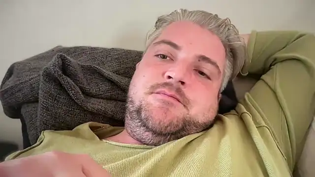 cazzo90p online show from October 12, 6:18 am