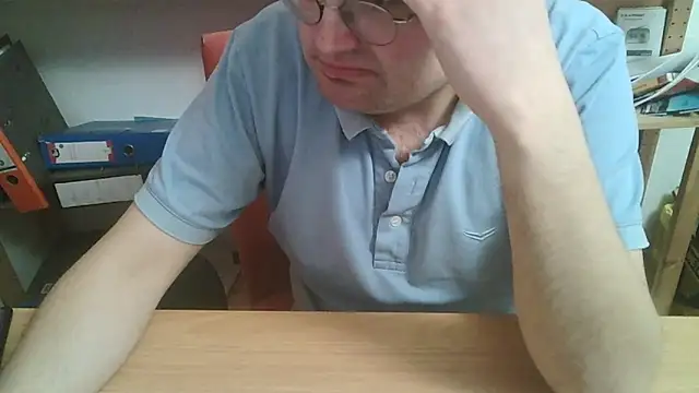 makau1 online show from March 26, 9:08 pm