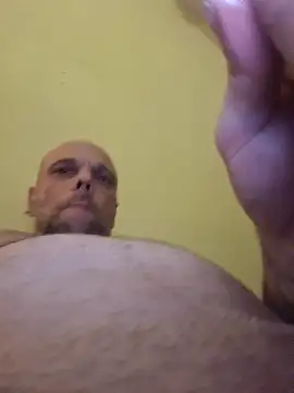 Ladyshaker82 online show from April 3, 3:36 am