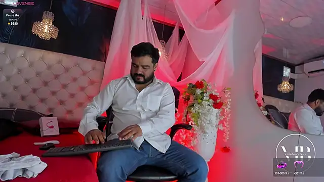 Snapshot of MichaelBear_ chatting on September 14, 2:30 pm MichaelBear online show from September 14, 2:30 pm