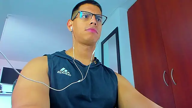  John Boy  online show from January 9, 5:40 pm