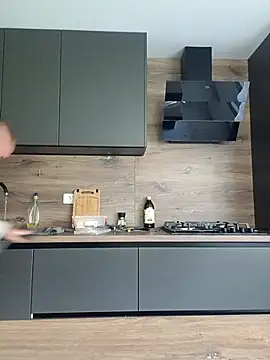 Adry1986 online show from September 18, 11:45 am