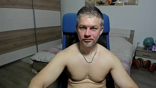 RobbyShawz online show from May 25, 5:02 am