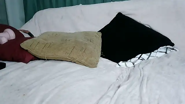 xykenrahxh online show from April 28, 2:27 am