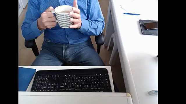 Snapshot of dutchpornking chatting on September 29, 7:51 am dutchpornking online show from September 29, 7:51 am