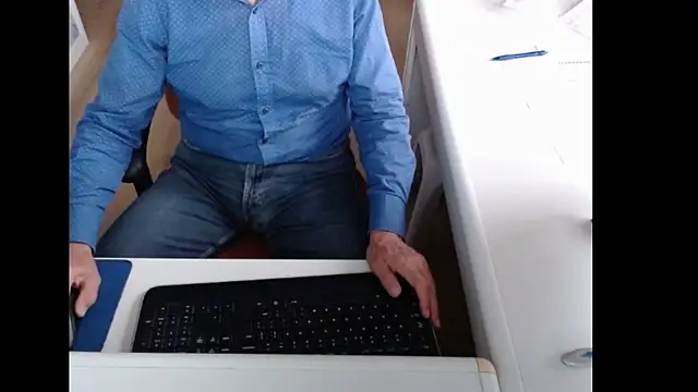 Snapshot of dutchpornking chatting on September 27, 7:06 am dutchpornking online show from September 27, 7:06 am