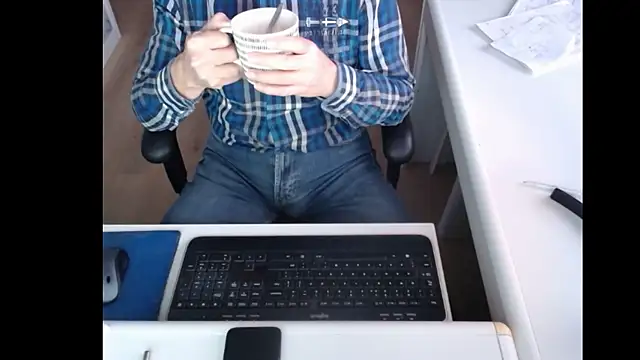 Snapshot of dutchpornking chatting on January 21, 8:00 am dutchpornking online show from January 21, 8:00 am